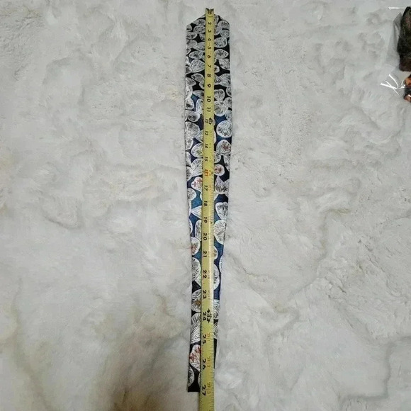 Vintage U.S. Polo Assn. Men's neck Tie Leaf Pedal Pattern Silk Handmade - Picture 3 of 4